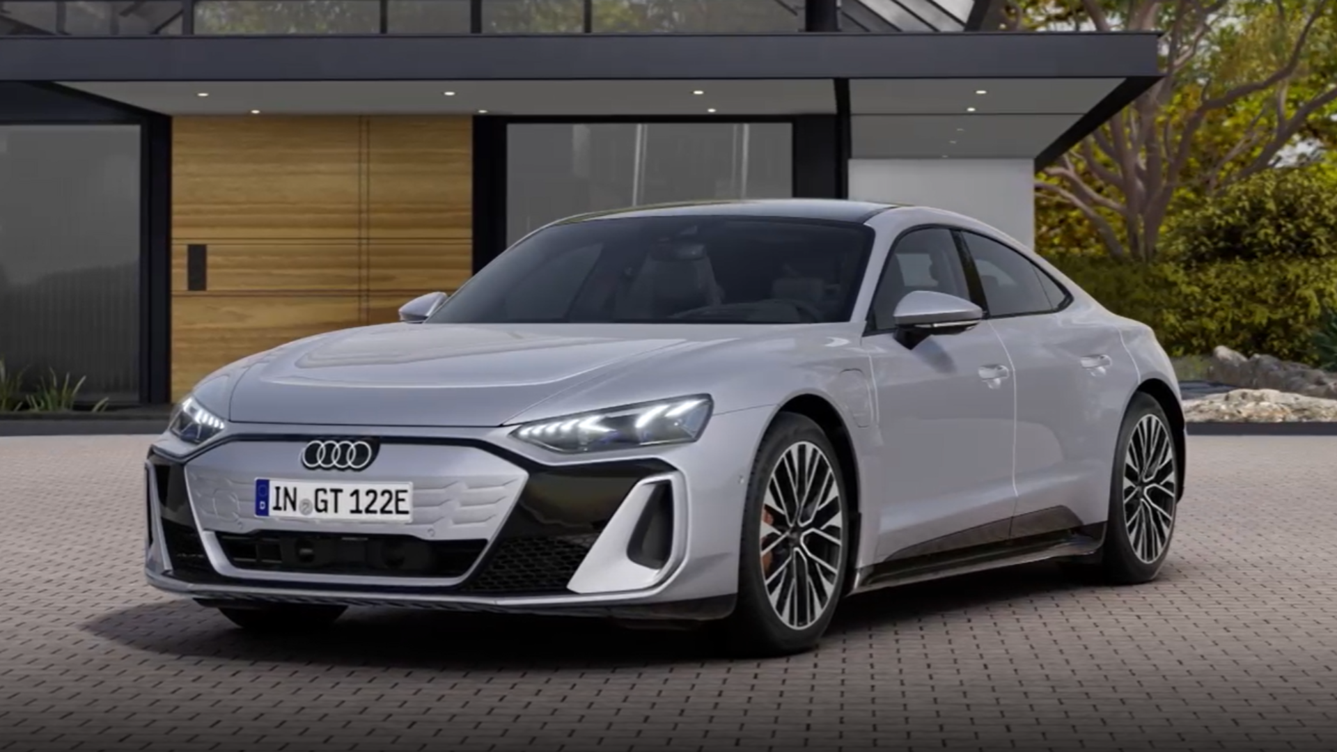 Audi e-tron GT — front three-quarter view