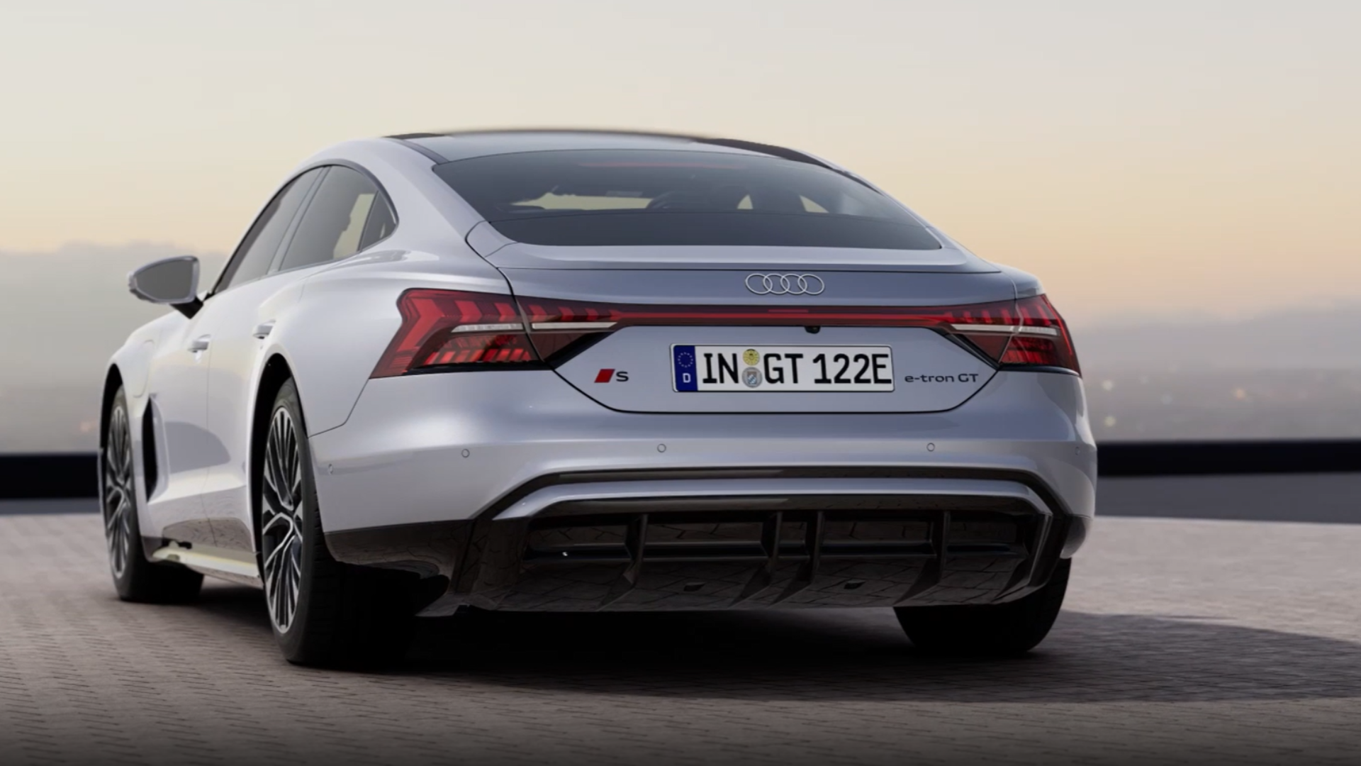 Audi E-tron GT Rear — photo 2
