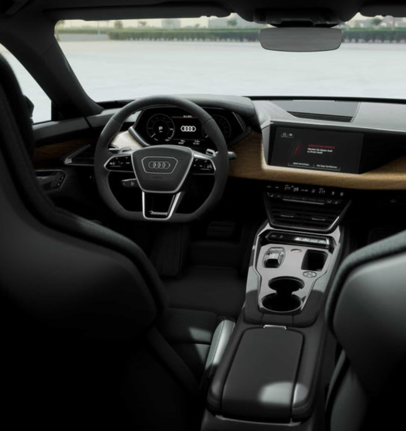 Audi E-tron GT Driver info — photo 6